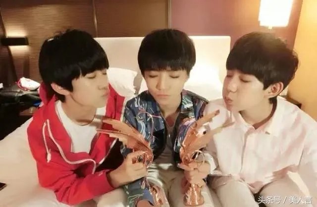 YHboys与TFboys你更喜欢那个组合？