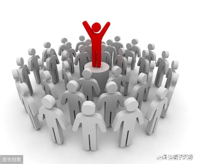 在工作中发现直属领导弄虚作假，要不要告诉老板？