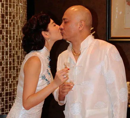 王安全张雨绮图片公开 知情人曝女方等同净身出户