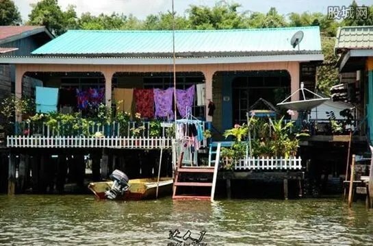 文莱财富超迪拜 石油与天然气令当地人赚翻