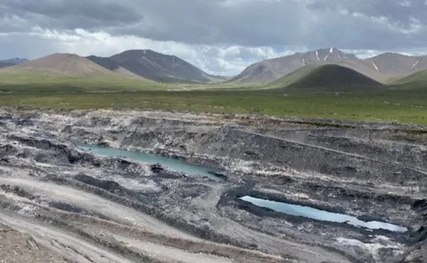 祁连山非法采煤的青海首富，为什么敢这么嚣张？