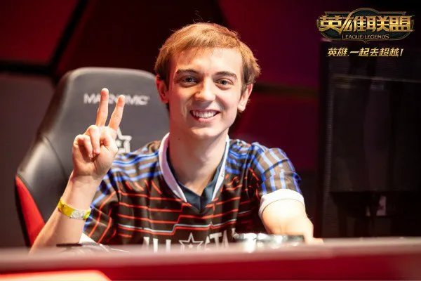 LOL全明星新任soloking诞生 欧洲法王caps加冕