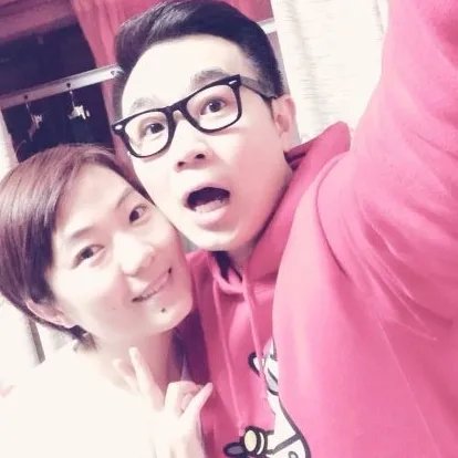 大牌和张文露照片曝光 大学晚会上相遇搭档