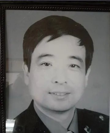 营盘镇警事中的范党育真有其人吗