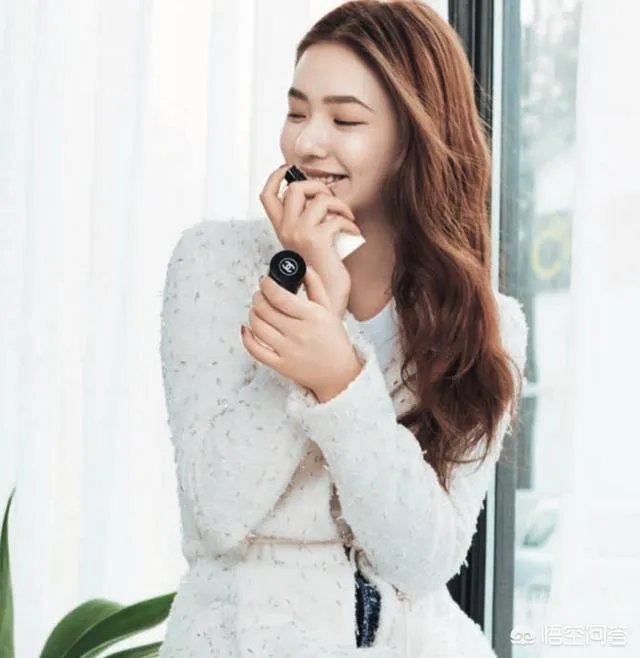 林允是变成了美妆博主吗？