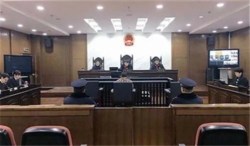 陕西酒吧反杀案细节曝光:嫌犯3次被死者强塞凶器酒瓶,后来怎样?