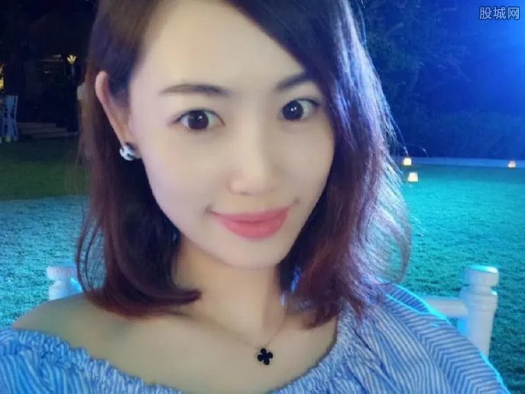 宋喆百条开房记录 马蓉与宋喆偷情过程曝光