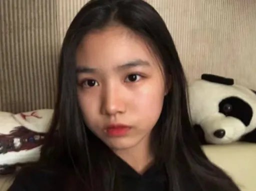 汪峰大女儿助阵章子怡新片,发言略显羞涩,她今后是否有进入娱乐圈的可能?