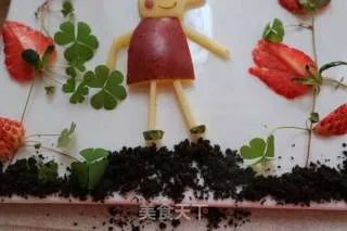 小猪佩琪水果拼盘