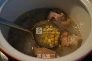 黄豆猪脚汤