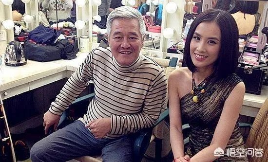 娱乐圈中哪些明星是师徒关系，很出乎大家的意料？