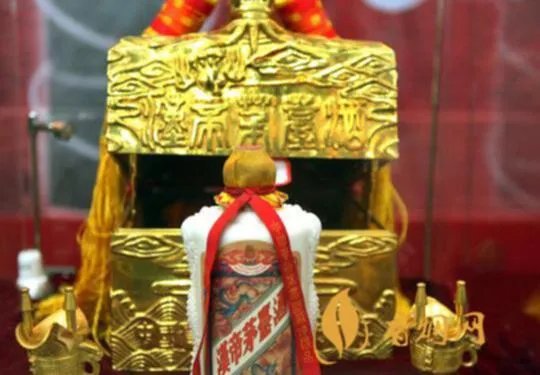 精装汉帝茅台酒多少元？市场价格一览