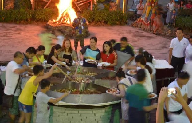 森波拉奇妙世界到底长什么样,好玩么,附近的特色是什么?