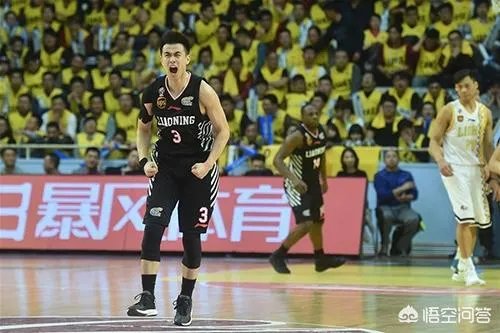 辽宁男篮的赵继伟数据并不好，为什么有很多人更看好他？
