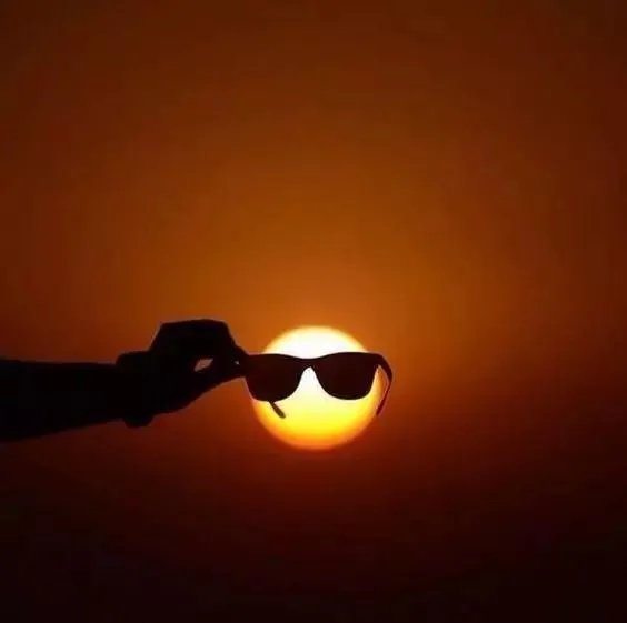 一男一女摩托车上打野战?这些错觉图片让你大开眼界