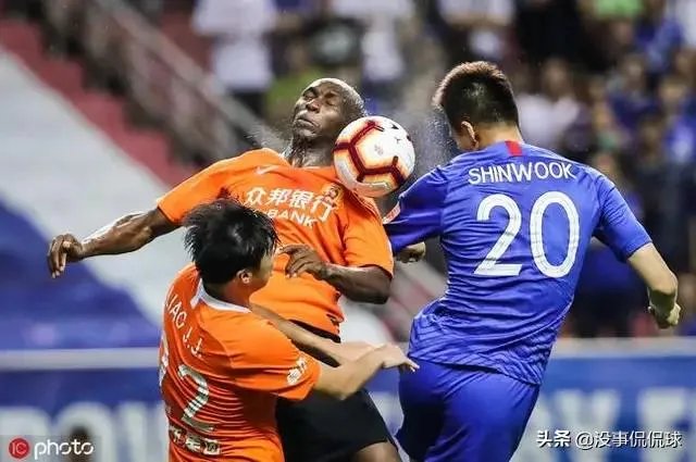 5场8球！韩媒：空霸金信煜征服中超，为什么中国足球丢了传统的高中锋？