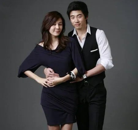金荷娜老公是谁？  其个人背景大揭密