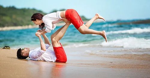 蜜月摄影一般多少钱  蜜月婚纱摄影哪里好