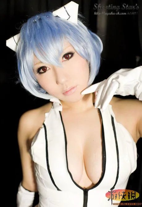 EVA爆乳凌波丽 性感女神让你惊心动魄