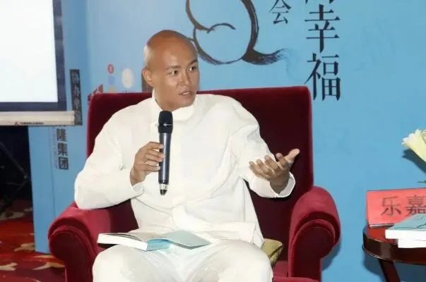 乐嘉蛋碎了是怎么回事?录制节目发生意外(睾丸破裂)