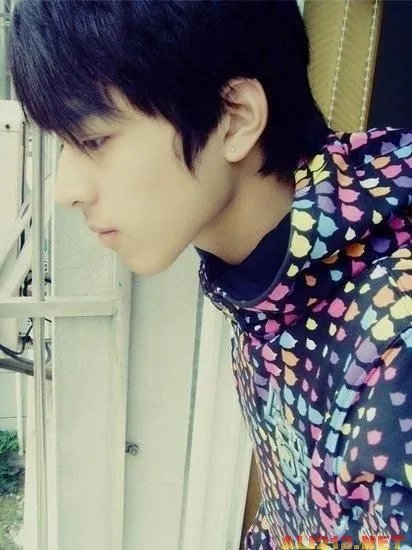 高校帅哥校草大搜罗 哪个是你的梦中情人呢？