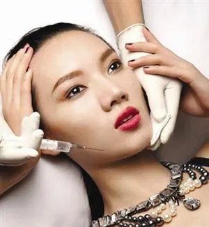 台州一姑娘花几十万整的