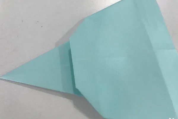 “开学第一课”中的歼15纸飞机怎么折