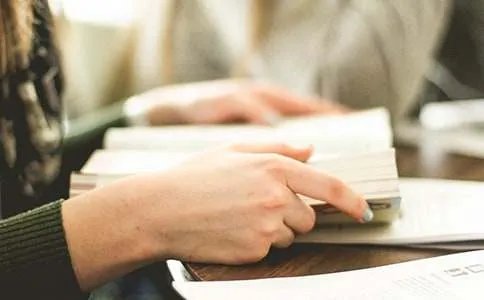 小抄写员读后感