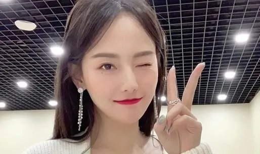 买超个人资料家庭背景：买超父亲是买建明吗