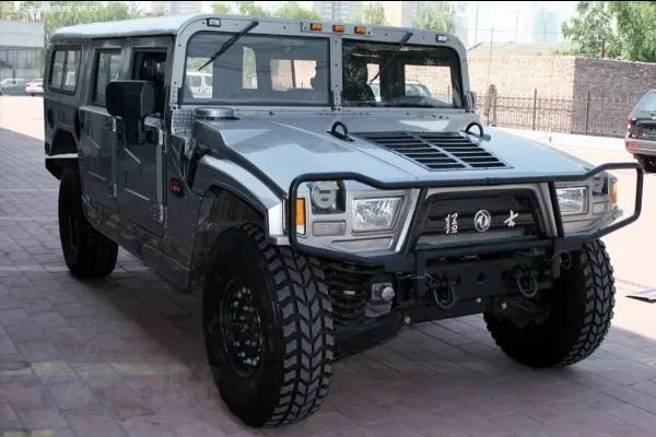 世界十大越野车排名 奔驰乌尼莫克外形霸气越野鼻祖