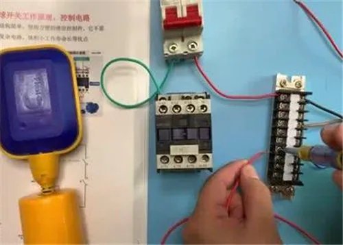 液位浮球开关怎么接线