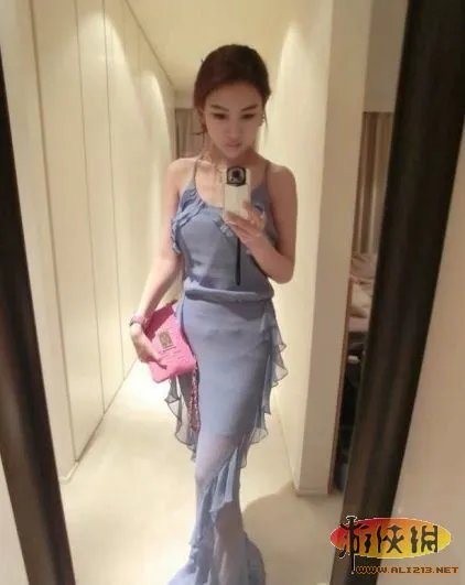 郭美美娇嗔自己只有42公斤 网友：说脸的部分？