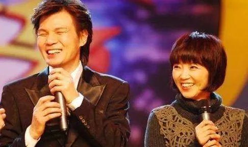 原安徽台主持人李彬现在的生活是什么样的？