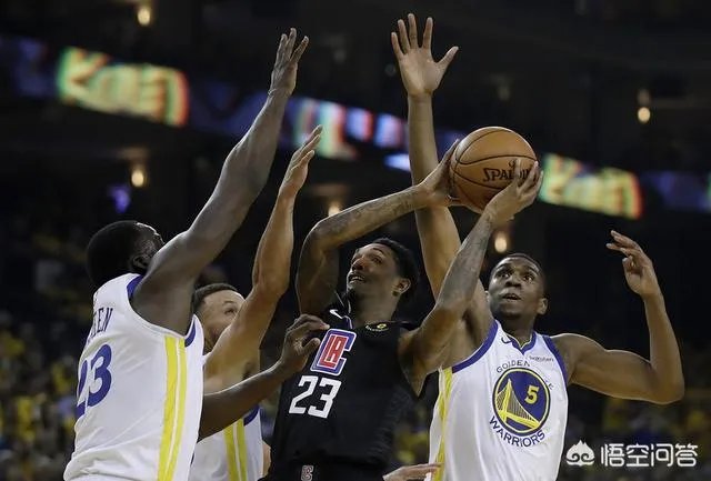 西部季后赛勇士121：104快船，库里38+15+7他是球队获胜的关键球员吗？