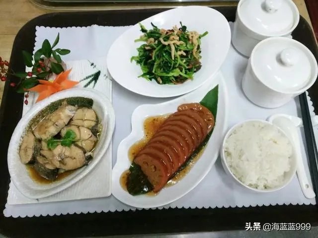 邻居奶奶经常把自己吃不了的蔬菜送给我们吃，我应该怎么拒绝？