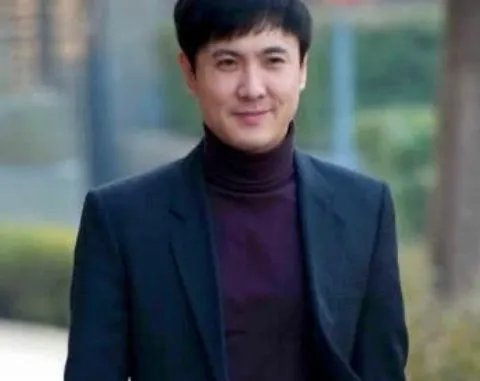 沈腾在综艺节目中为何在“马丽贾玲之间”选择了马丽？