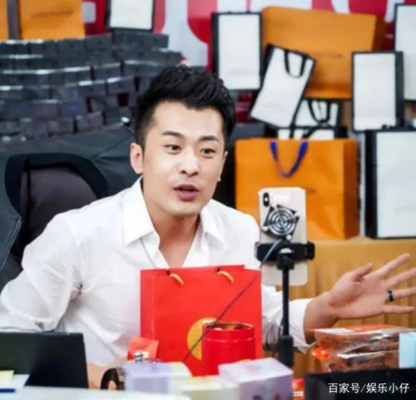 官方为什么封辛巴的号？