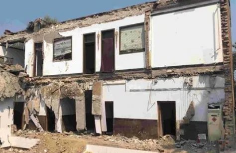 山西临汾坍塌饭店十多年间扩建五六次，合法吗？