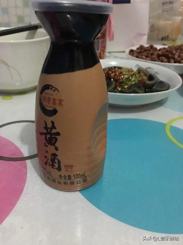 如何理解周华健经典歌曲《朋友》歌词的意思？