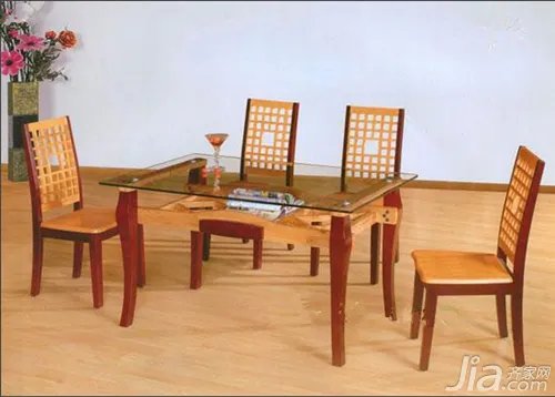 快餐桌图片欣赏      快餐桌图片解析