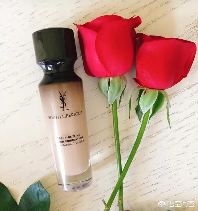 ysl逆龄粉底液用什么上妆比较好？