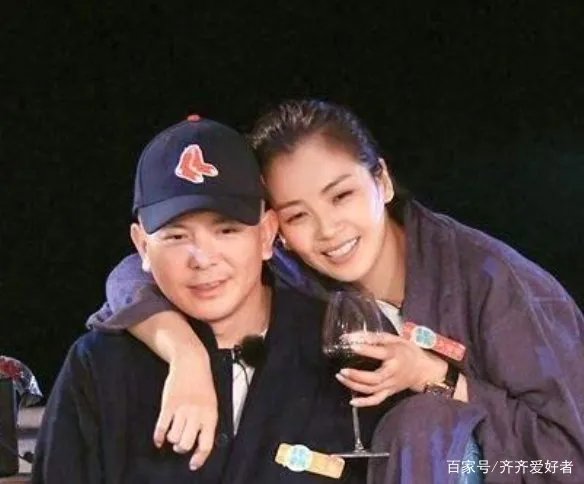 王珂和刘涛是如何相识的？两人的感情经历如何？