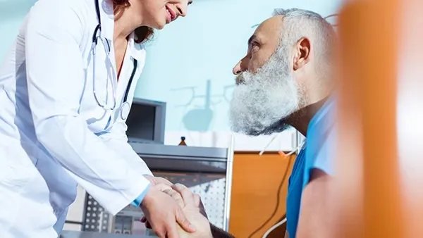 多省将启动老年医疗护理服务试点 老年医疗护理服务将迎来新的曙光了吗