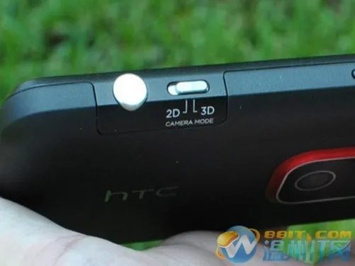 非一般的裸眼3D手机 HTC G17仅售2390元