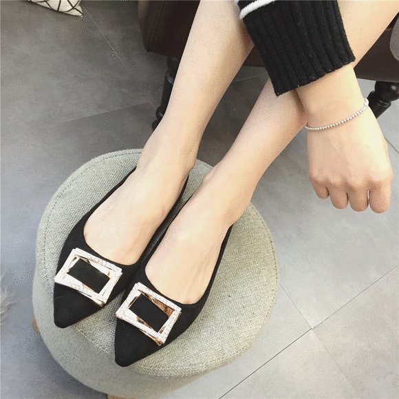 天气炎热的夏季除了运动鞋,还可以穿什么鞋?