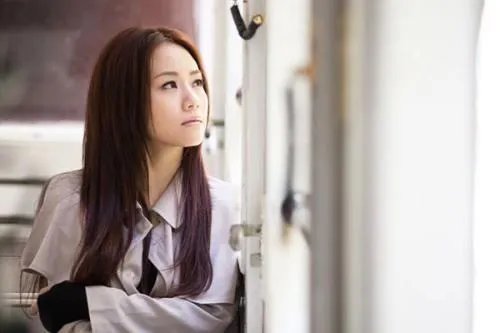 邓丽欣和王子为什么敢大方承认姐弟恋呢？