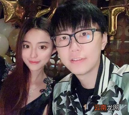 yyf离婚佩了多少钱 yyf离婚