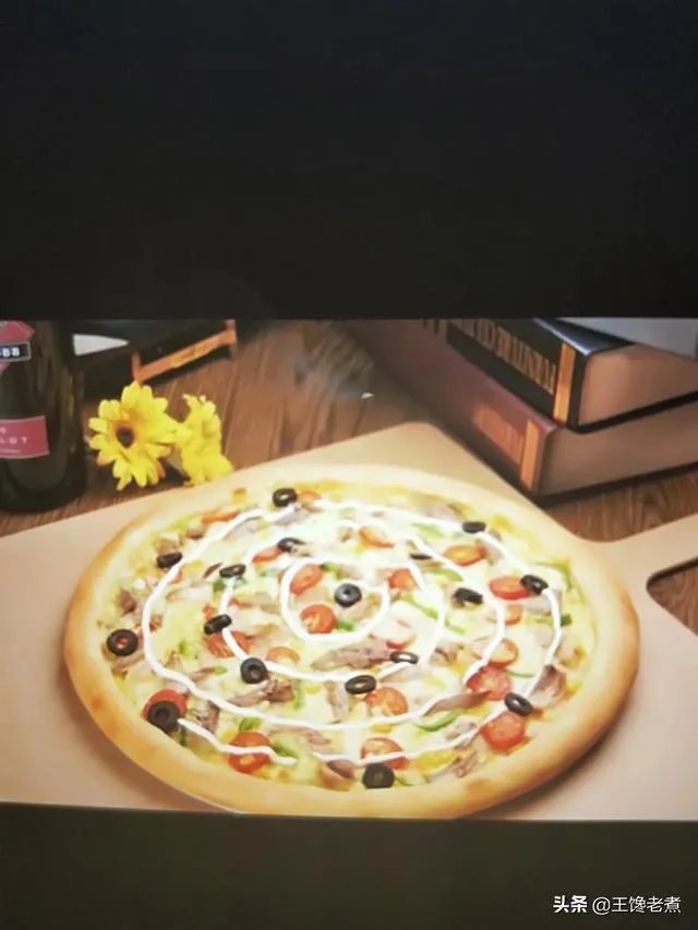 至尊披萨和尊宝比萨哪个好吃?为什么?