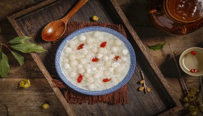 元宵跟汤圆的区别 元宵与汤圆有什么不同