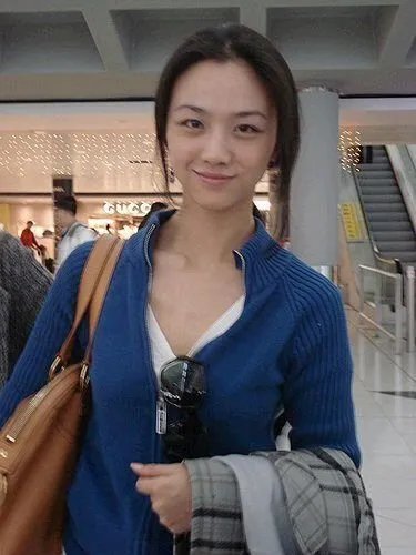 全球女星素颜大PK图赏 只有真女神敢晒素颜照！